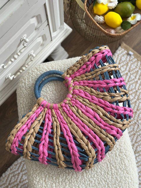 Жіноча плетена сумка відкрита, рожева